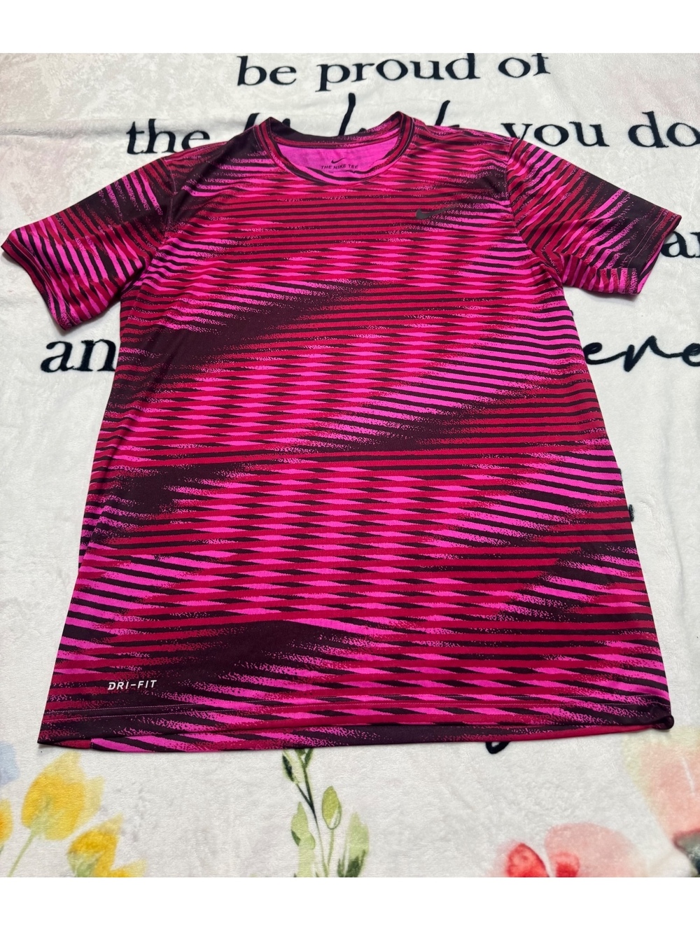 Nike Dri-FIT Women's T-Shirt – Size Medium